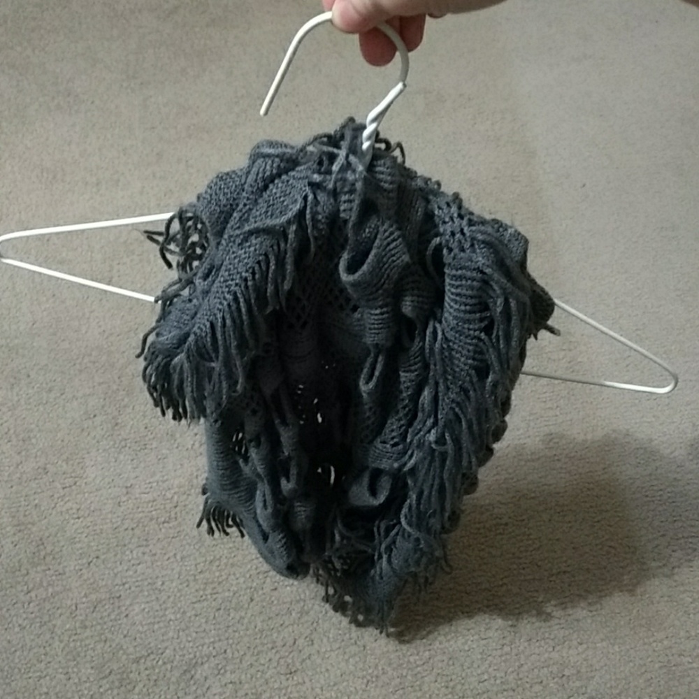 Infinity scarf
